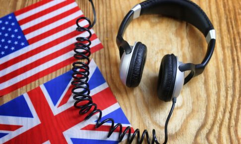 【企業向け】アメリカ英語とイギリス英語の違いは？翻訳時の注意点も